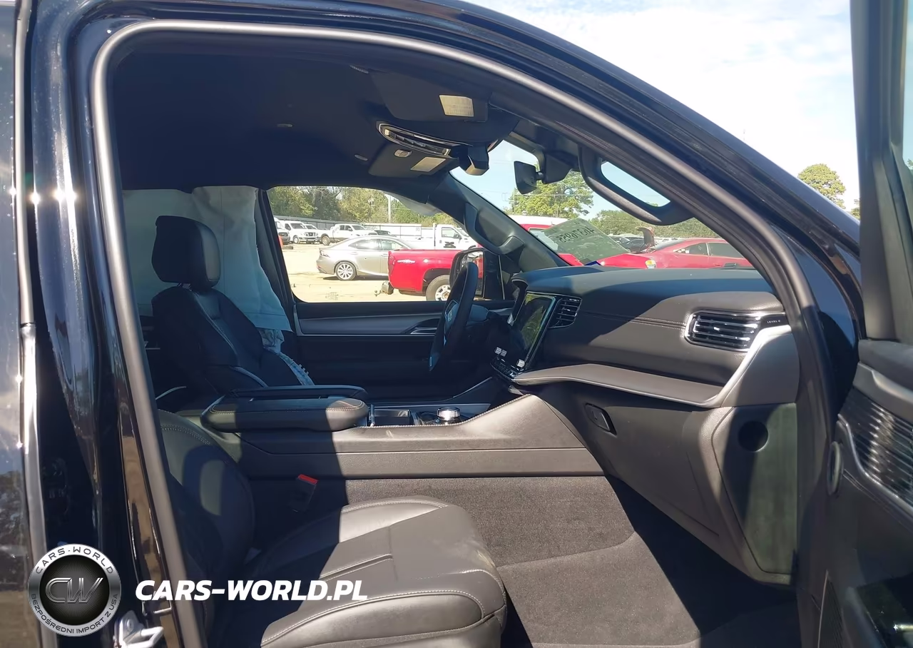 2027 Jeep Grand Wagoneer VIN:1C4SJVBP4VS550861 - 5