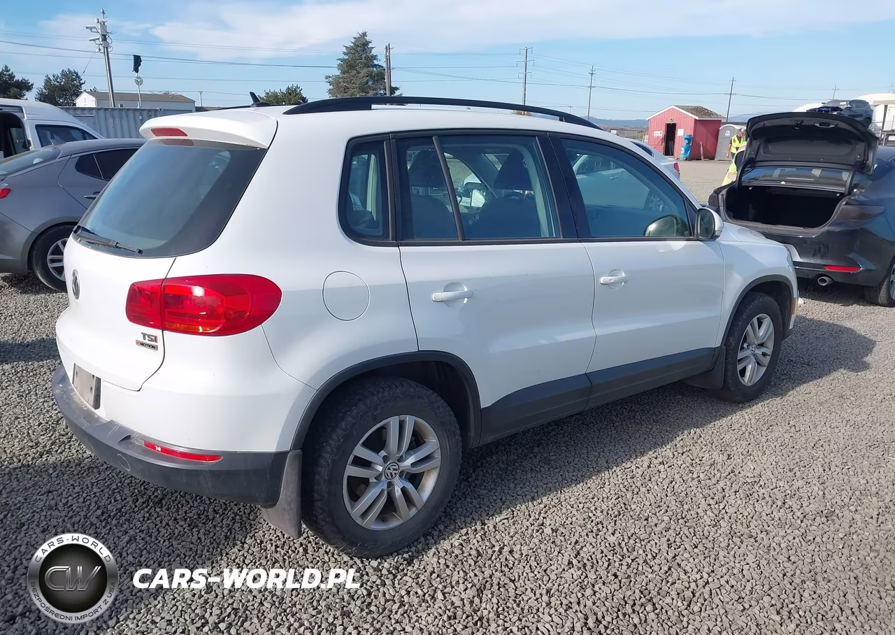 2016 Volkswagen Tiguan S VIN:WVGBV7AX9GW533644 - 4