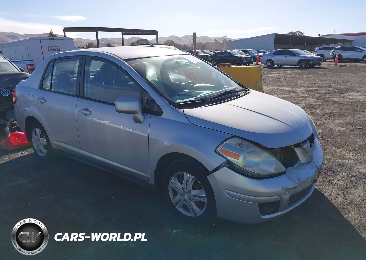 2009 Nissan Versa 1.8S
