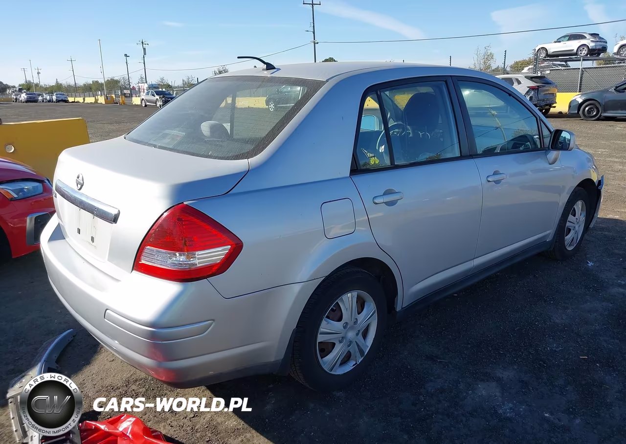 2009 Nissan Versa 1.8S VIN:3N1BC11E69L449931 - 4