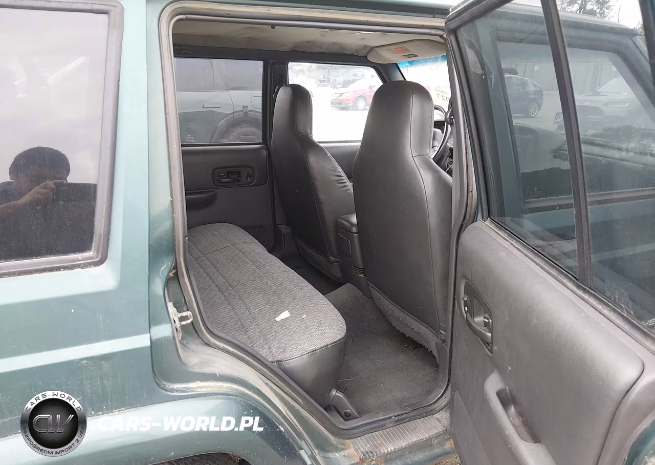 1999 Jeep Cherokee Sport-Classic VIN:1J4FF68S2XL595888 - 8