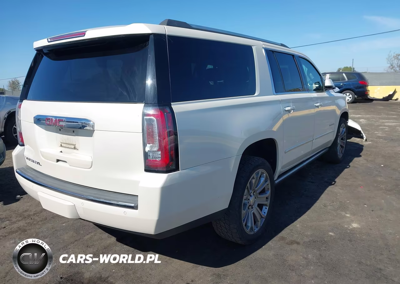 2015 GMC Yukon Xl 1500 Denali VIN:1GKS2JKJ4FR676863 - 4
