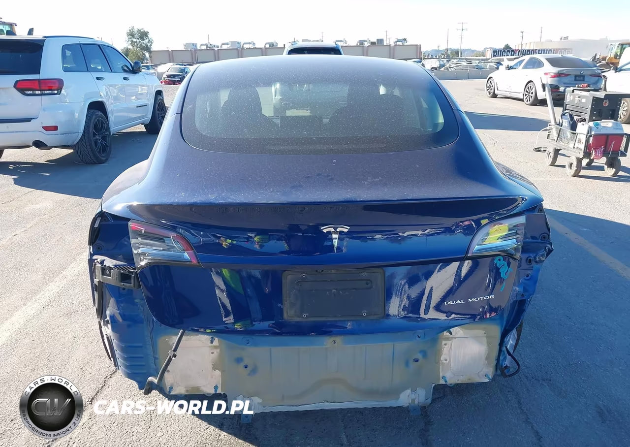 2022 Tesla Model 3 Long Range Dual Motor All-Wheel Drive VIN:5YJ3E1EB9NF275857 - 17