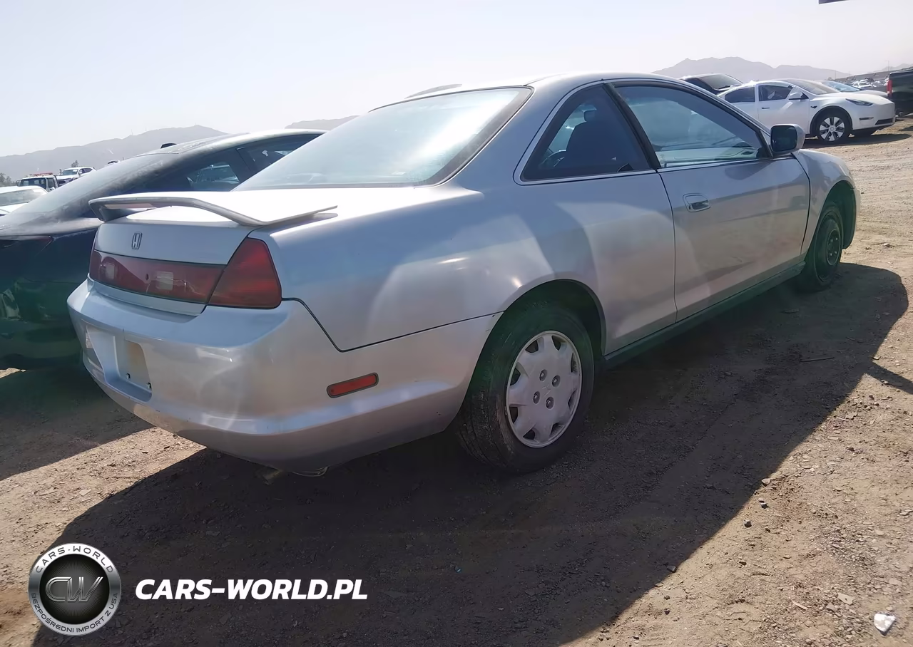 2000 Honda Accord 2.3 Lx VIN:1HGCG3243YA033172 - 4