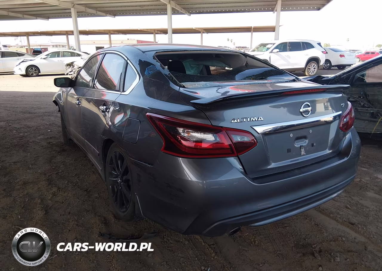 2017 Nissan Altima 2.5 Sr VIN:1N4AL3AP5HC168936 - 3