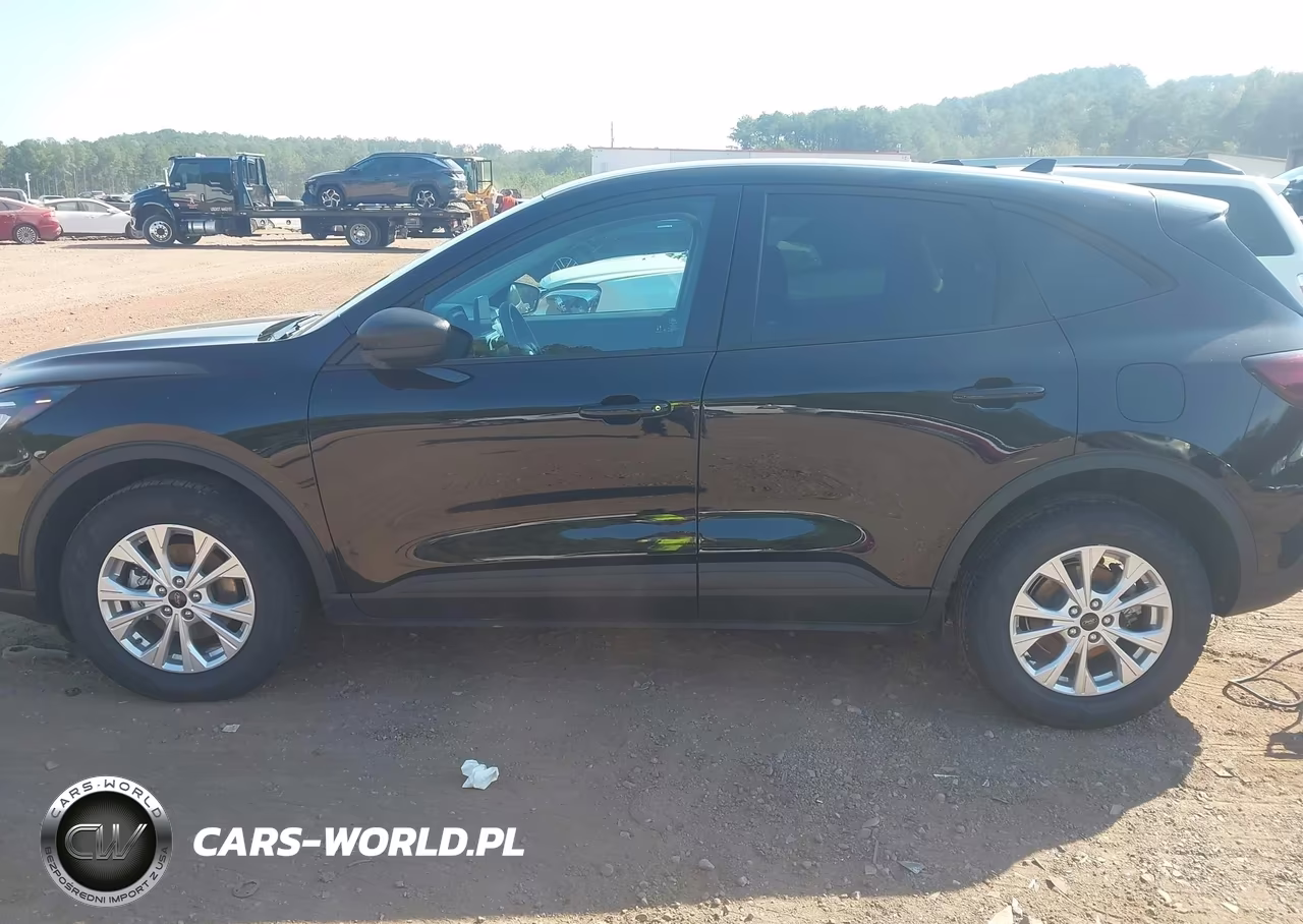 2025 Ford Escape Active VIN:1FMCU9GN6SUB01316 - 14