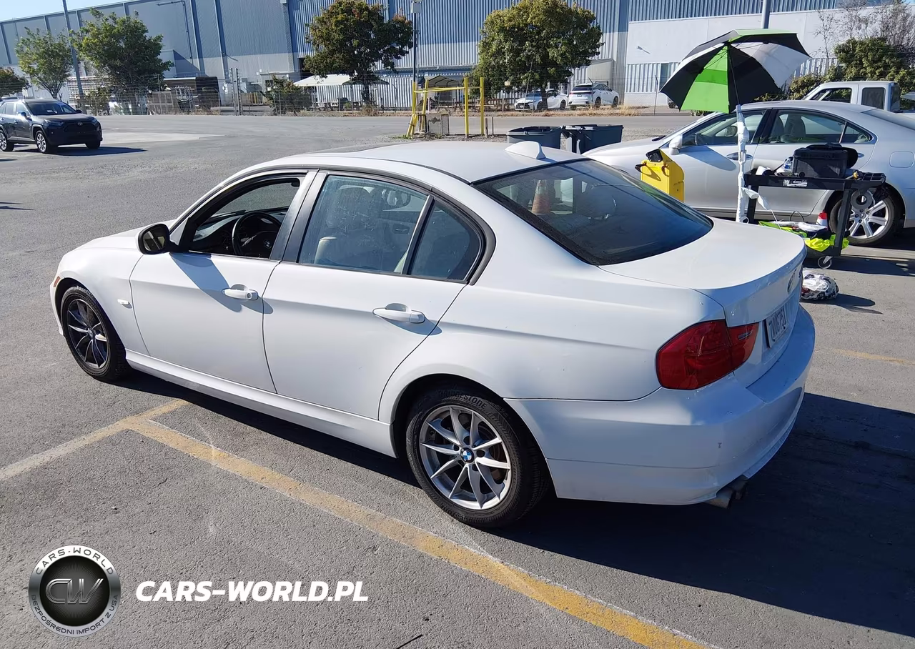 2010 BMW 328I VIN:WBAPH7G52ANM50431 - 3