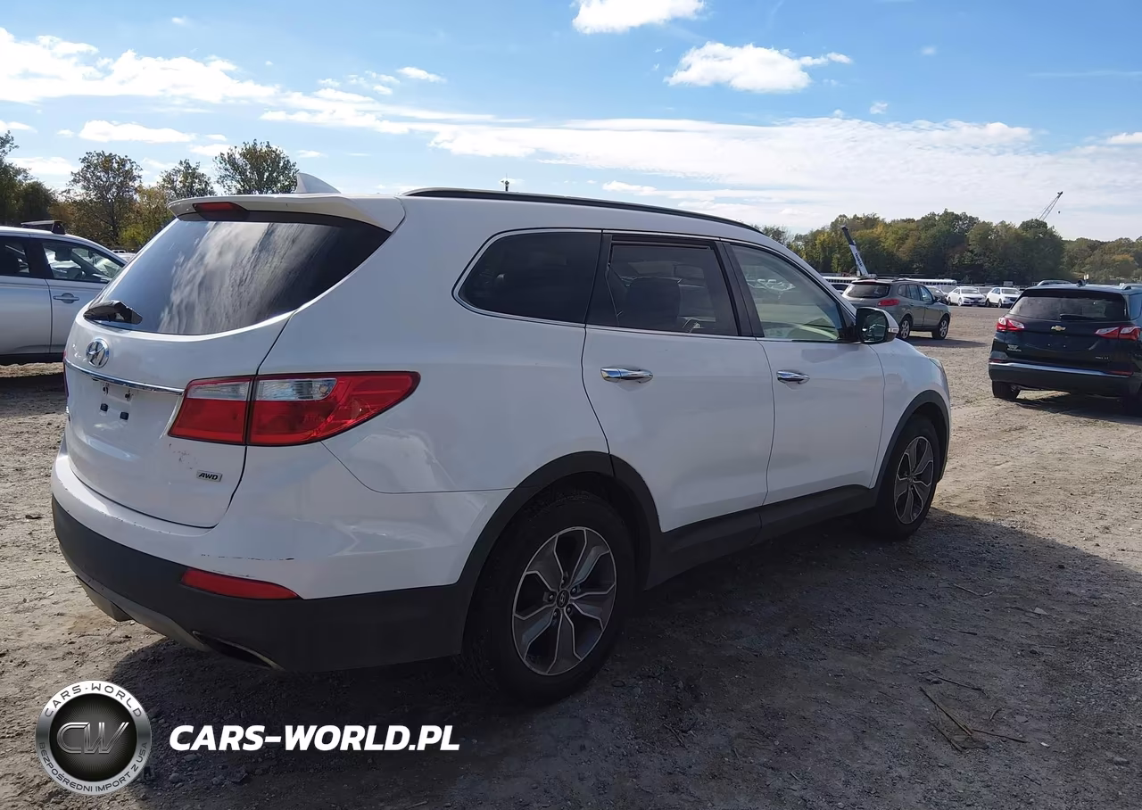 2013 Hyundai Santa Fe Gls VIN:KM8SNDHF8DU010943 - 4
