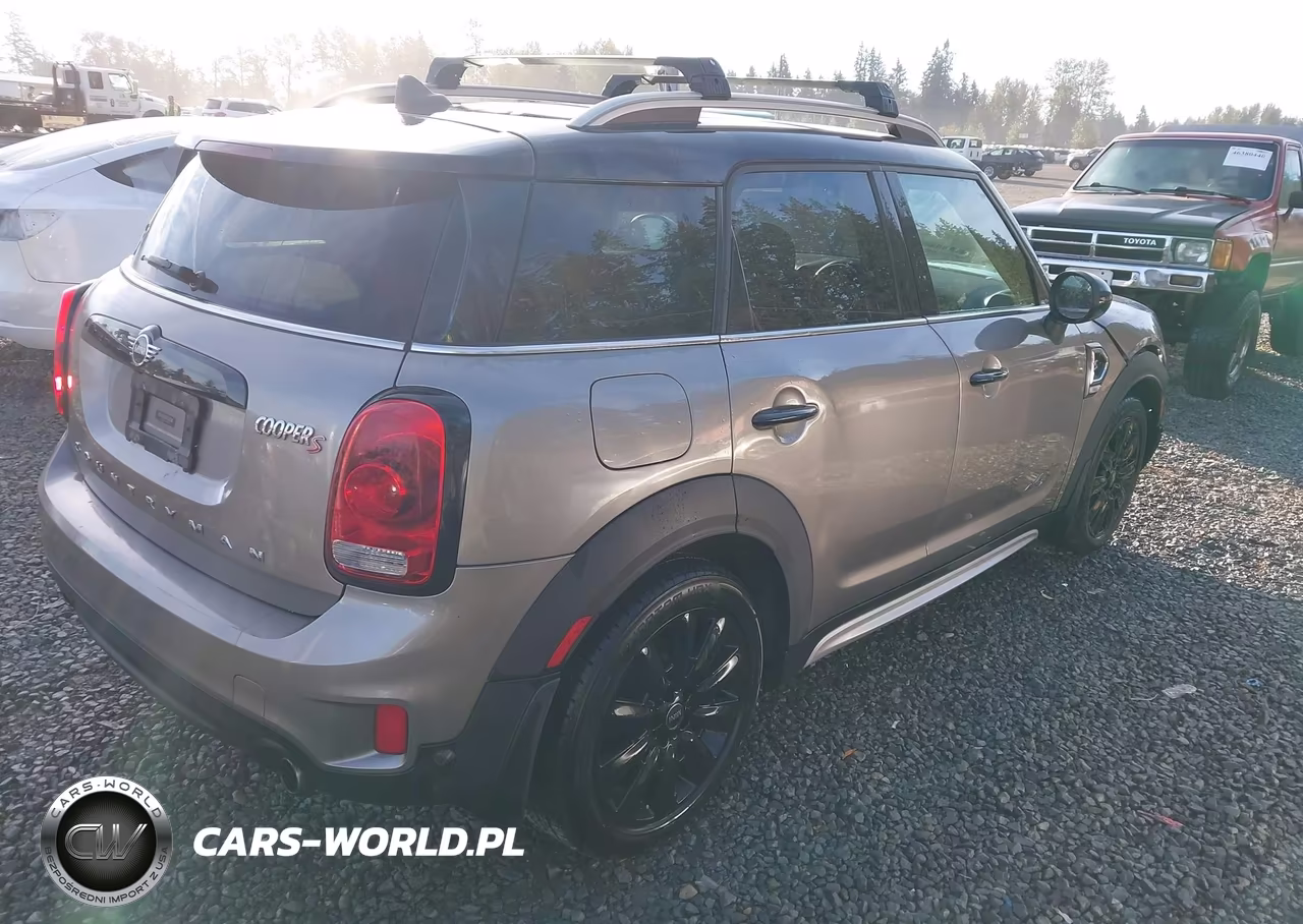 2019 Mini Countryman Cooper S VIN:WMZYT5C56K3G93742 - 4