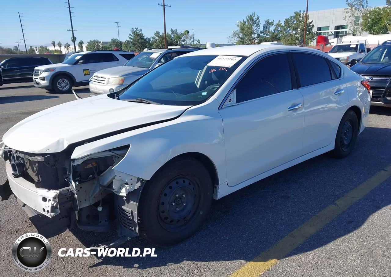 2017 Nissan Altima 2.5 S VIN:1N4AL3APXHN334114 - 13