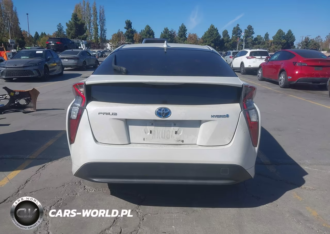2017 Toyota Prius Two VIN:JTDKBRFU4H3030565 - 16