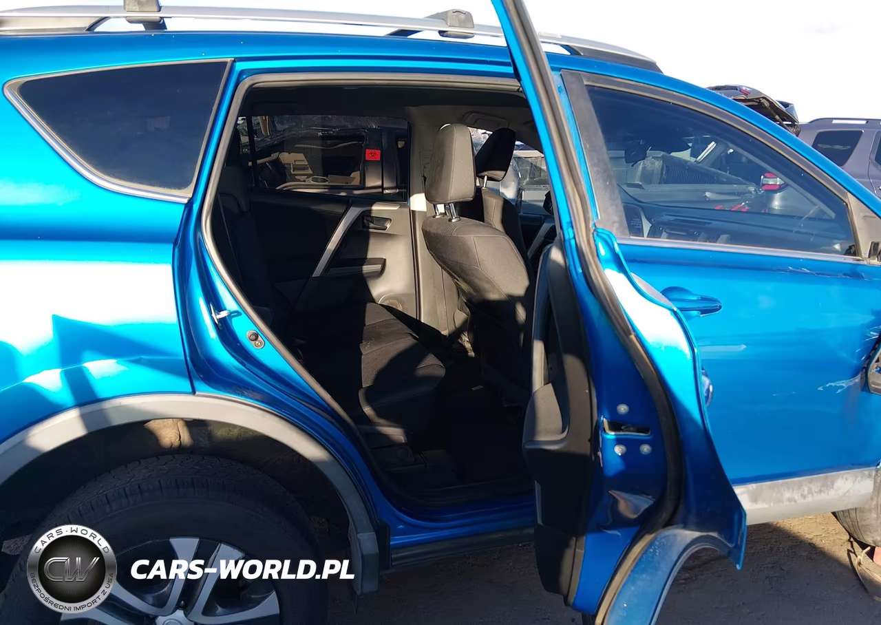 2018 Toyota Rav4 Le VIN:2T3ZFREV2JW456626 - 8