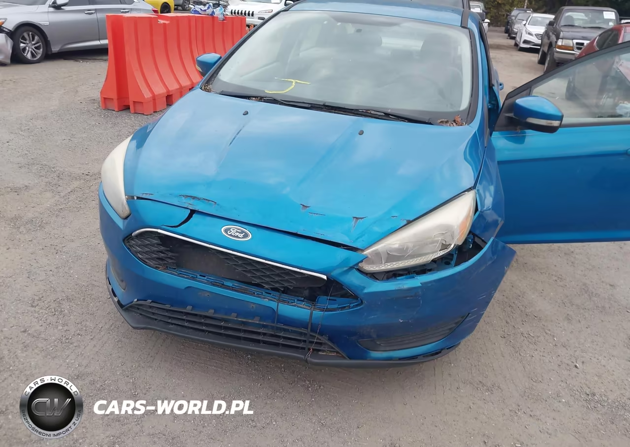 2016 Ford Focus Se VIN:1FADP3F26GL236979 - 6
