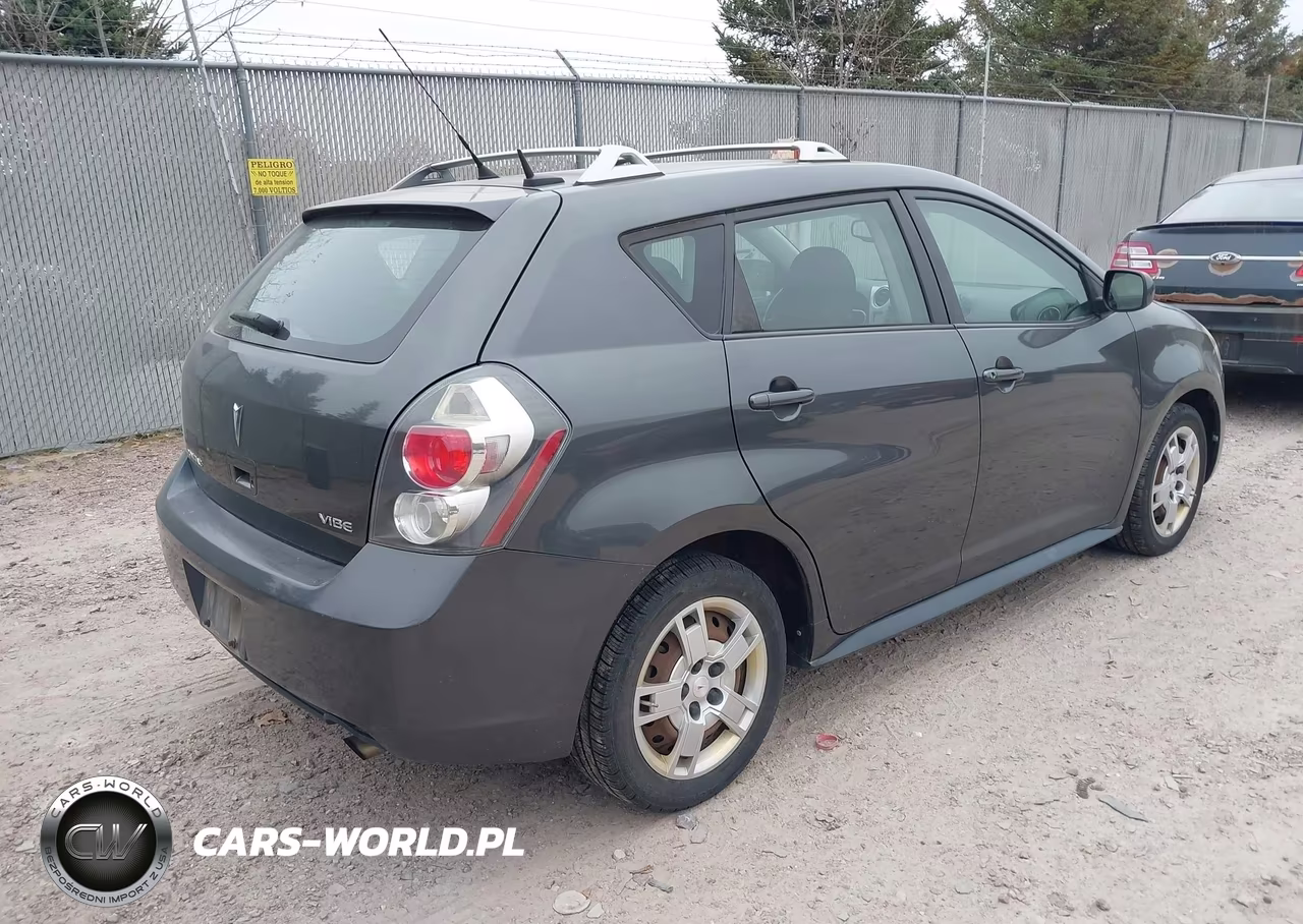 2009 Pontiac Vibe VIN:5Y2SP67079Z429996 - 4