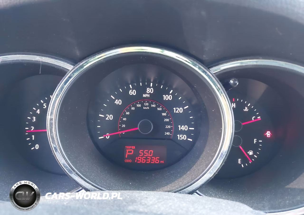 2011 Kia Sorento Lx VIN:5XYKT3A1XBG108034 - 7