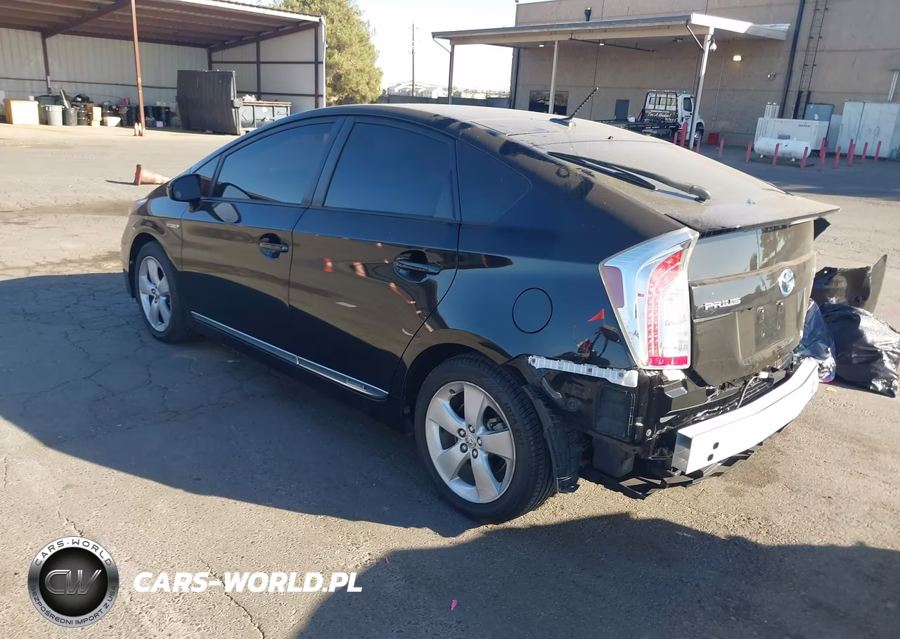 2014 Toyota Prius Three VIN:JTDKN3DU4E1779039 - 3