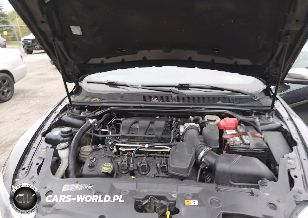 2015 Ford Taurus Limited VIN:1FAHP2F85FG171758 - 10
