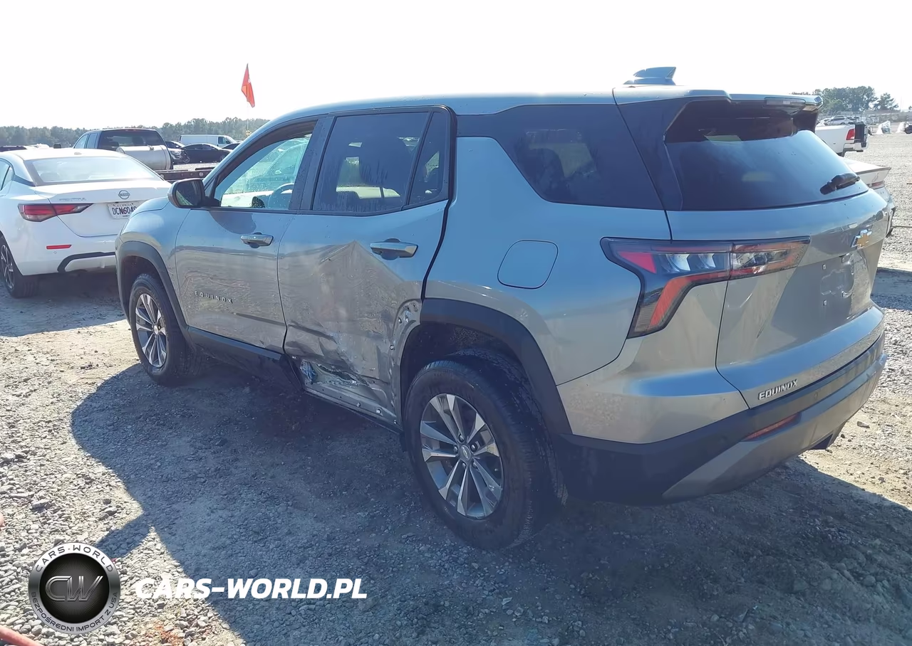 2026 Chevrolet Equinox Fwd Lt VIN:3GNAXHEG1TL223957 - 3