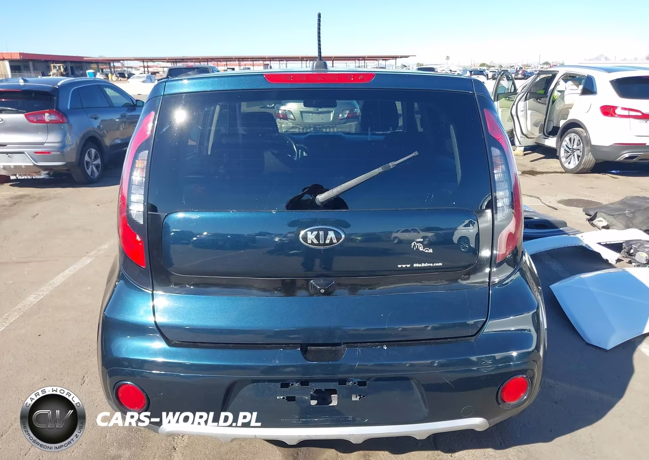 2017 Kia Soul + VIN:KNDJP3A55H7442254 - 16
