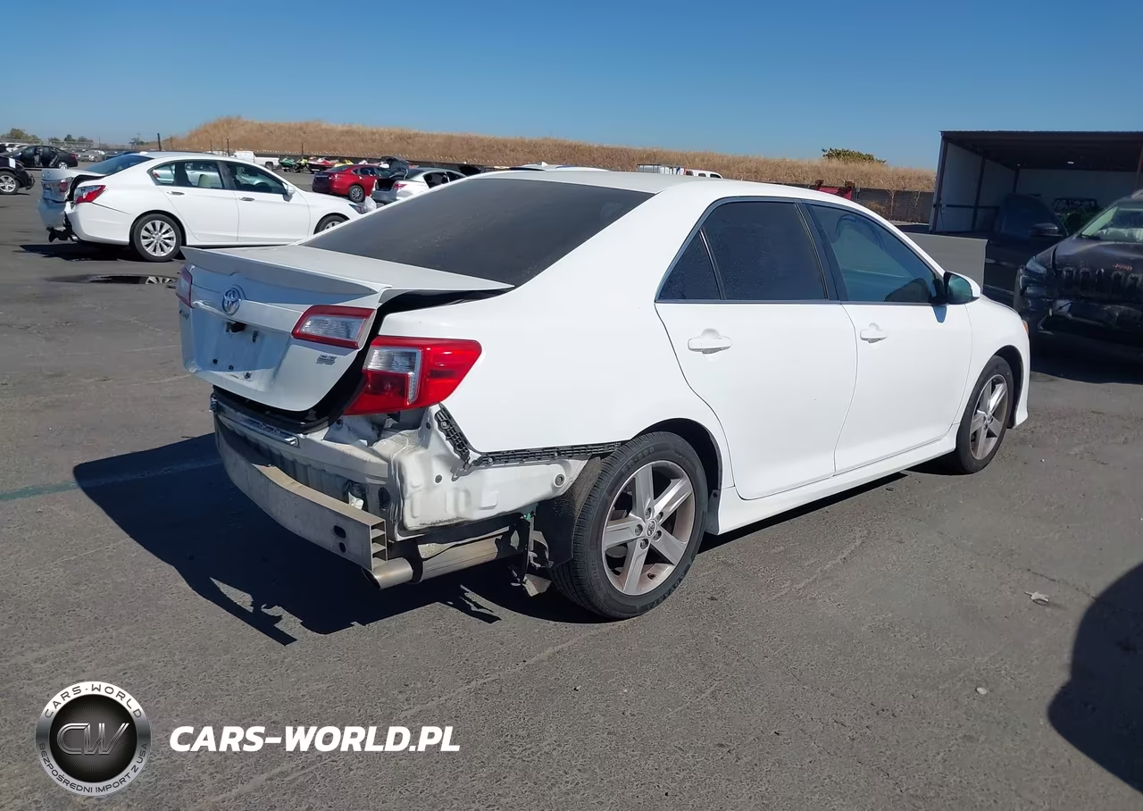 2012 Toyota Camry Se VIN:4T1BF1FK6CU608796 - 4