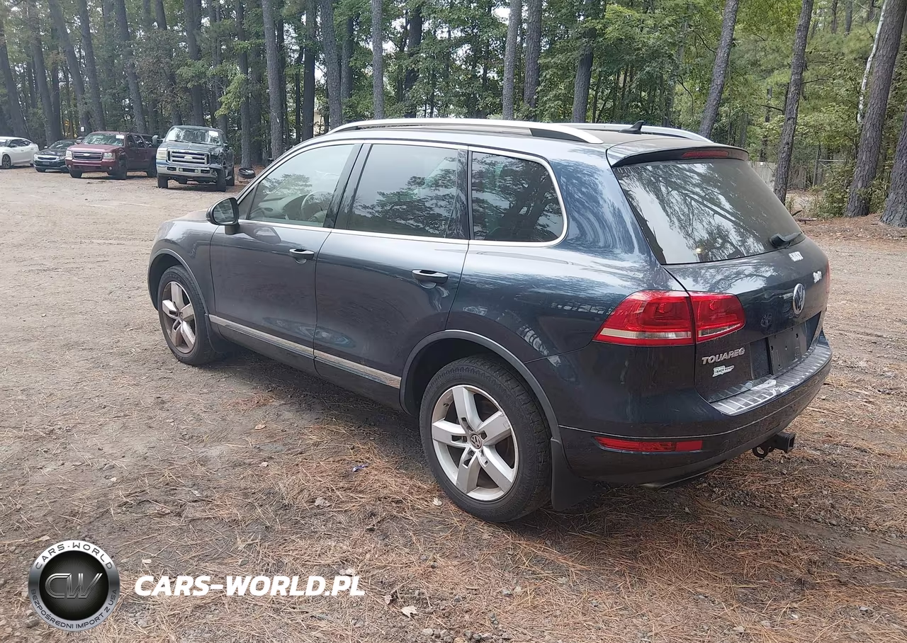2013 Volkswagen Touareg Vr6 Lux VIN:WVGEF9BP1DD006063 - 3
