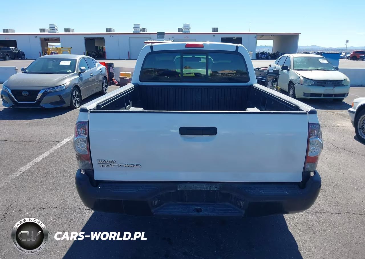 2010 Toyota Tacoma VIN:5TENX4CN9AZ738106 - 16