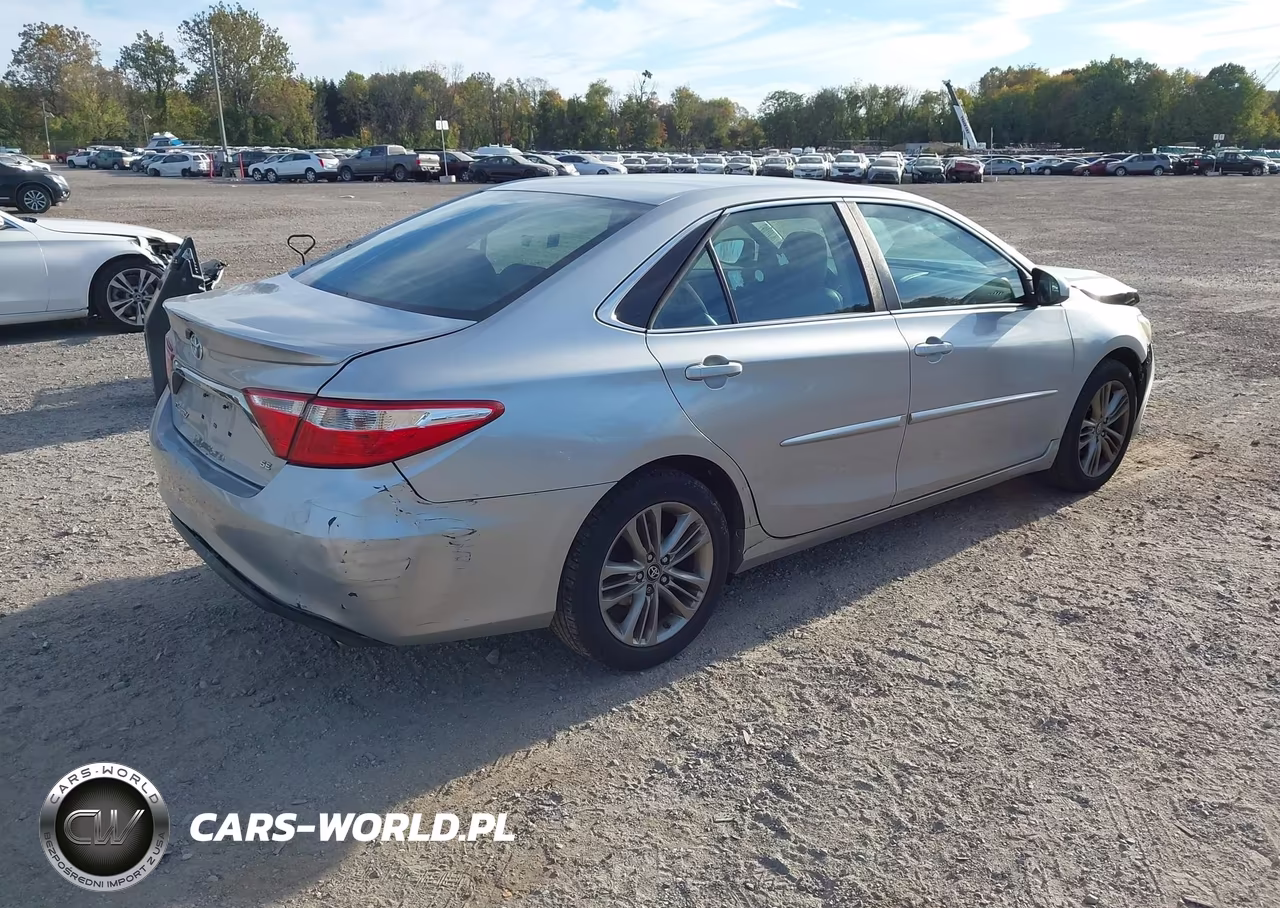 2017 Toyota Camry Se VIN:4T1BF1FK9HU429756 - 4