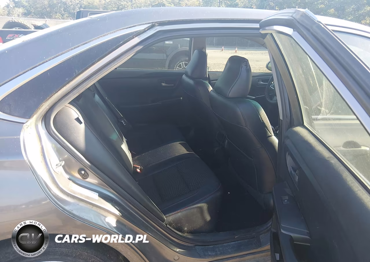2015 Toyota Camry Se VIN:4T1BF1FK0FU011499 - 8