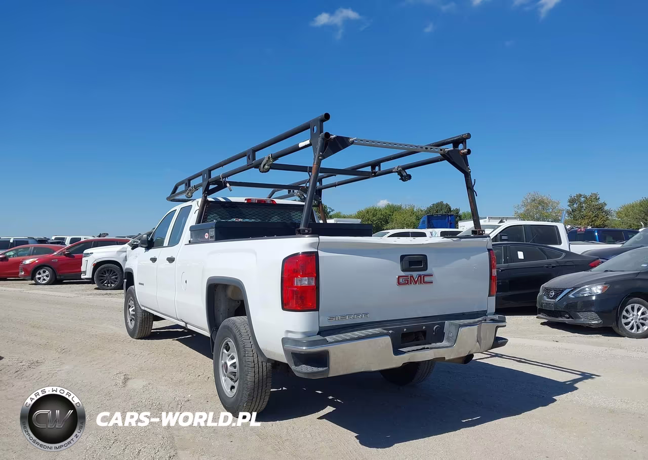 2018 GMC Sierra 2500Hd VIN:1GT21REG9JZ220525 - 3