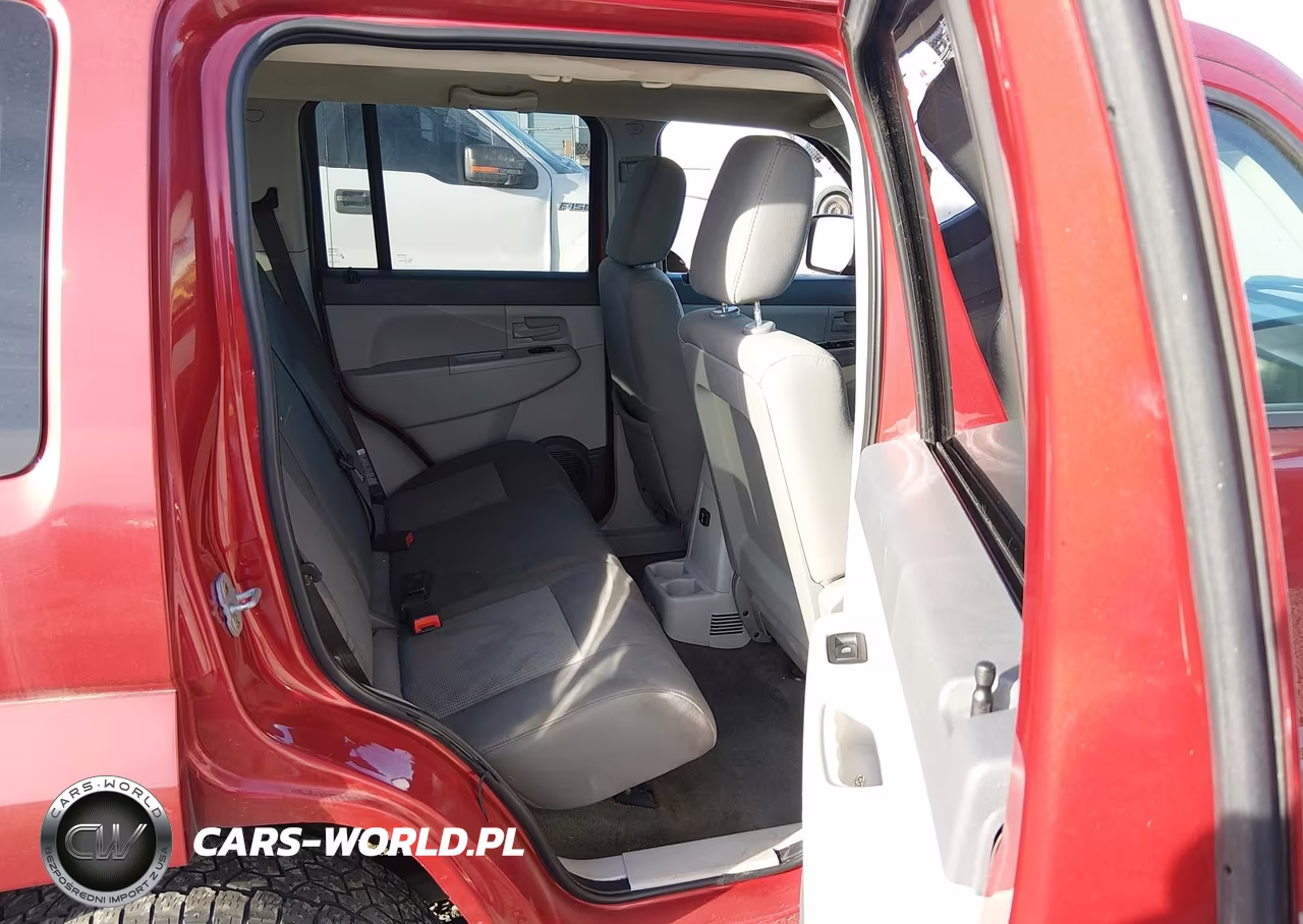 2008 Jeep Liberty Sport VIN:1J8GN28K88W285789 - 8