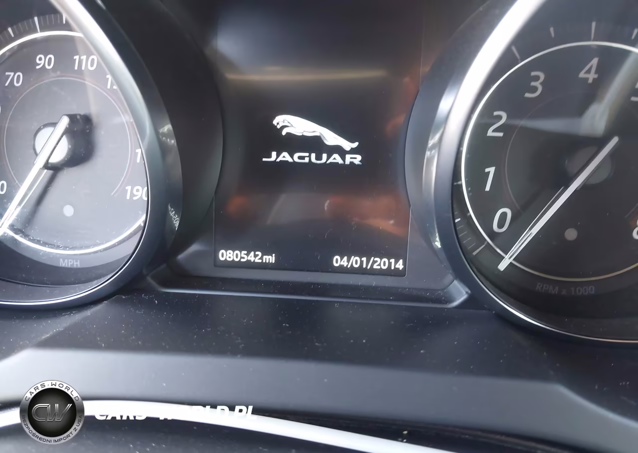 2017 Jaguar F-Type Premium VIN:SAJWA6AT9H8K39886 - 7