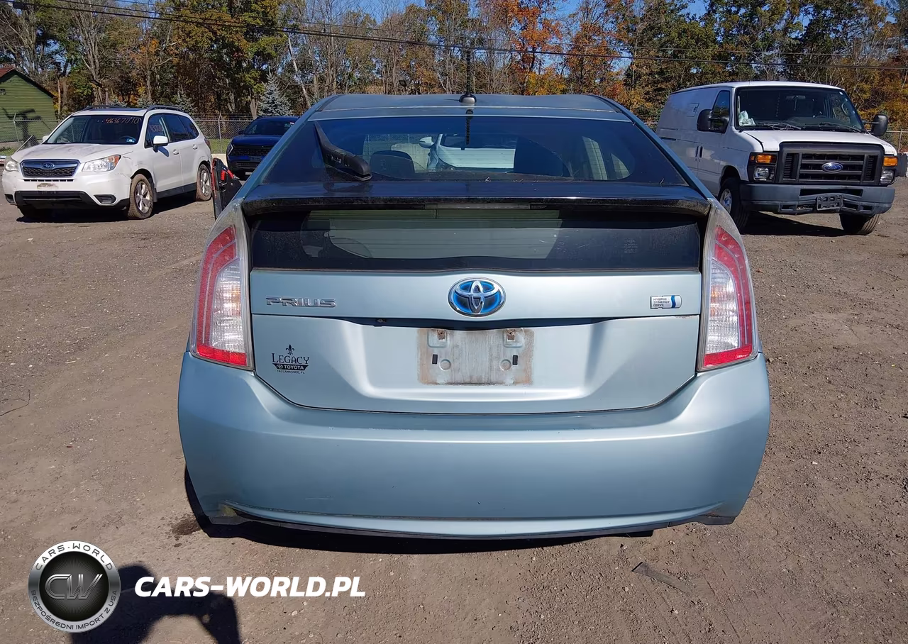 2015 Toyota Prius Three VIN:JTDKN3DU4F1963625 - 16