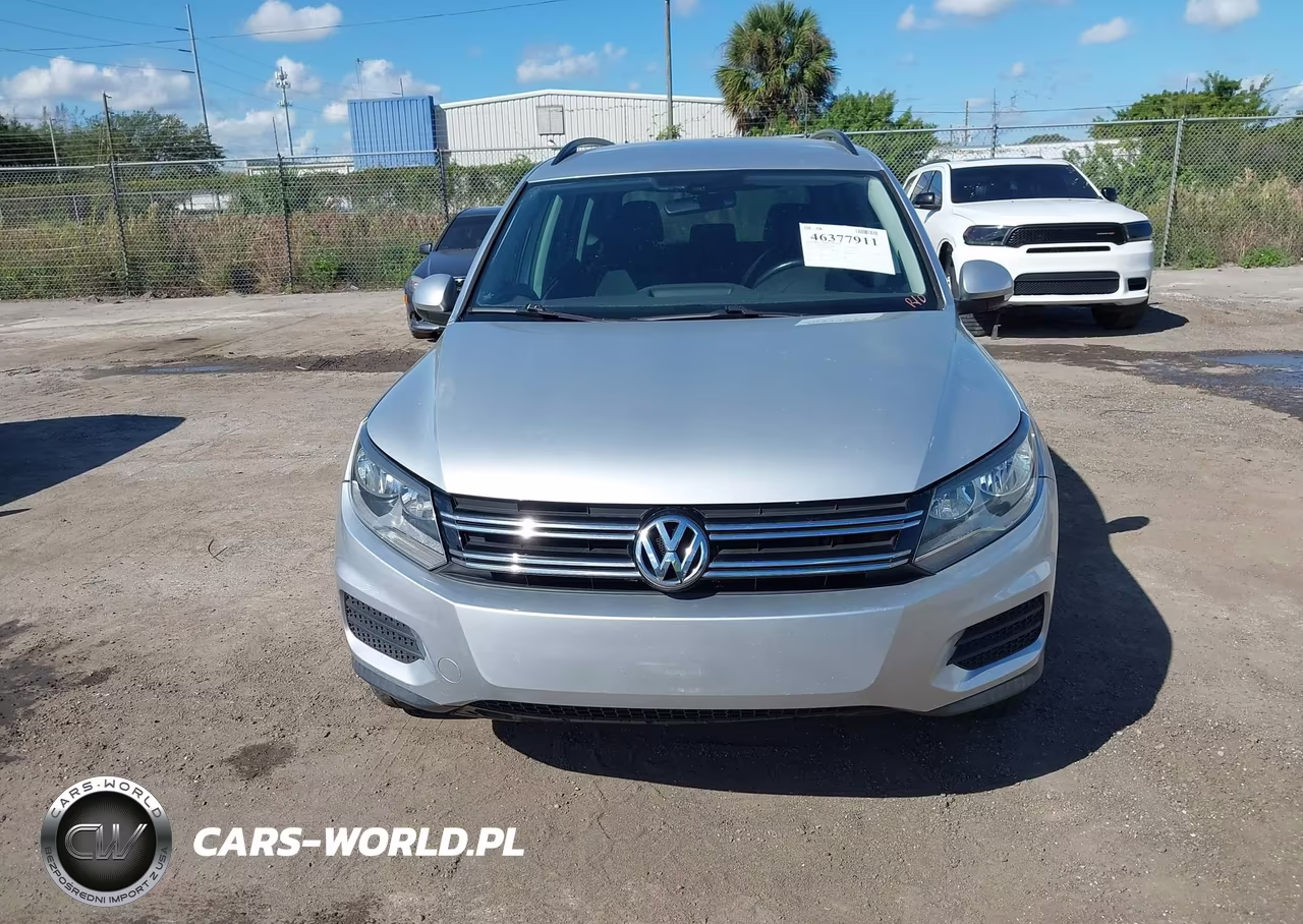 2017 Volkswagen Tiguan 2.0T-2.0T S VIN:WVGAV7AX0HK040455 - 6