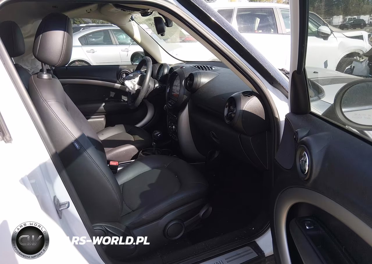 2014 Mini Countryman Cooper VIN:WMWZB3C5XEWR38261 - 5