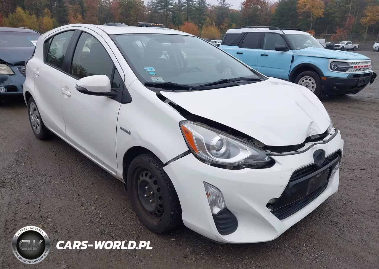 2016 Toyota Prius C Two