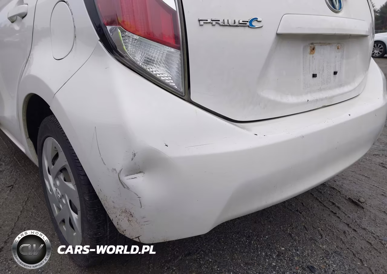 2016 Toyota Prius C Two VIN:JTDKDTB3XG1118955 - 19