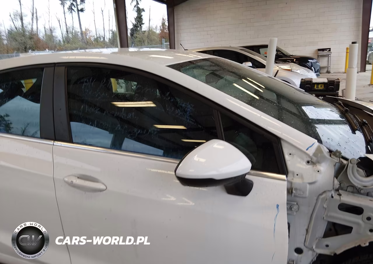 2019 Chevrolet Cruze Lt VIN:3G1BE6SM4KS560136 - 14