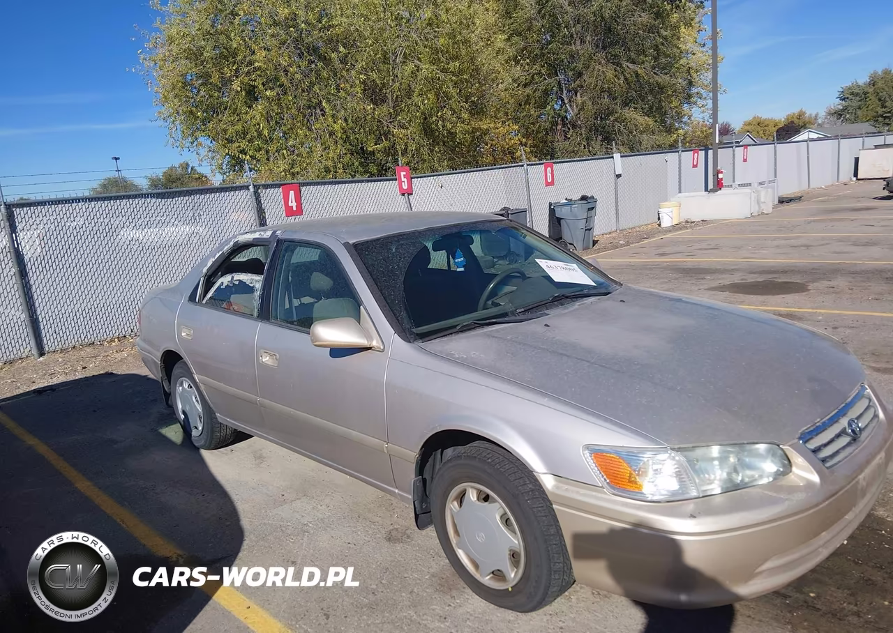 2000 Toyota Camry Ce