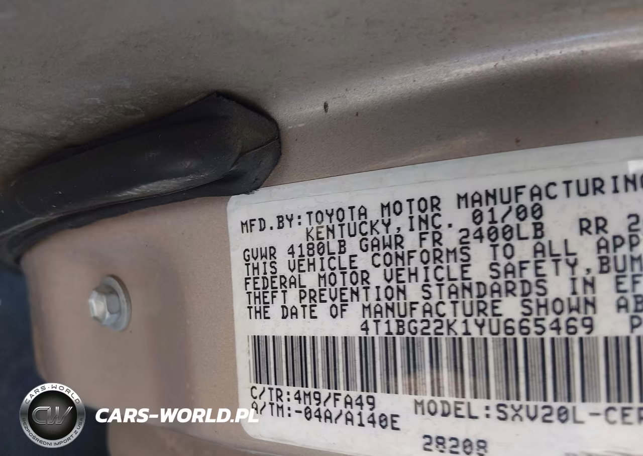 2000 Toyota Camry Ce VIN:4T1BG22K1YU665469 - 9