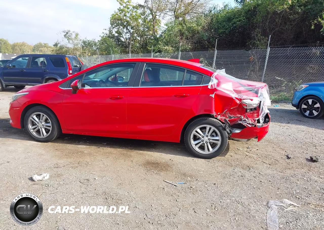 2017 Chevrolet Cruze Lt Auto VIN:1G1BE5SM7H7229956 - 14