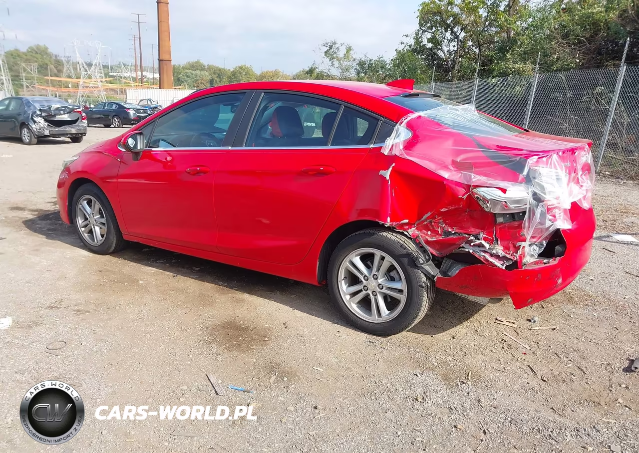2017 Chevrolet Cruze Lt Auto VIN:1G1BE5SM7H7229956 - 3