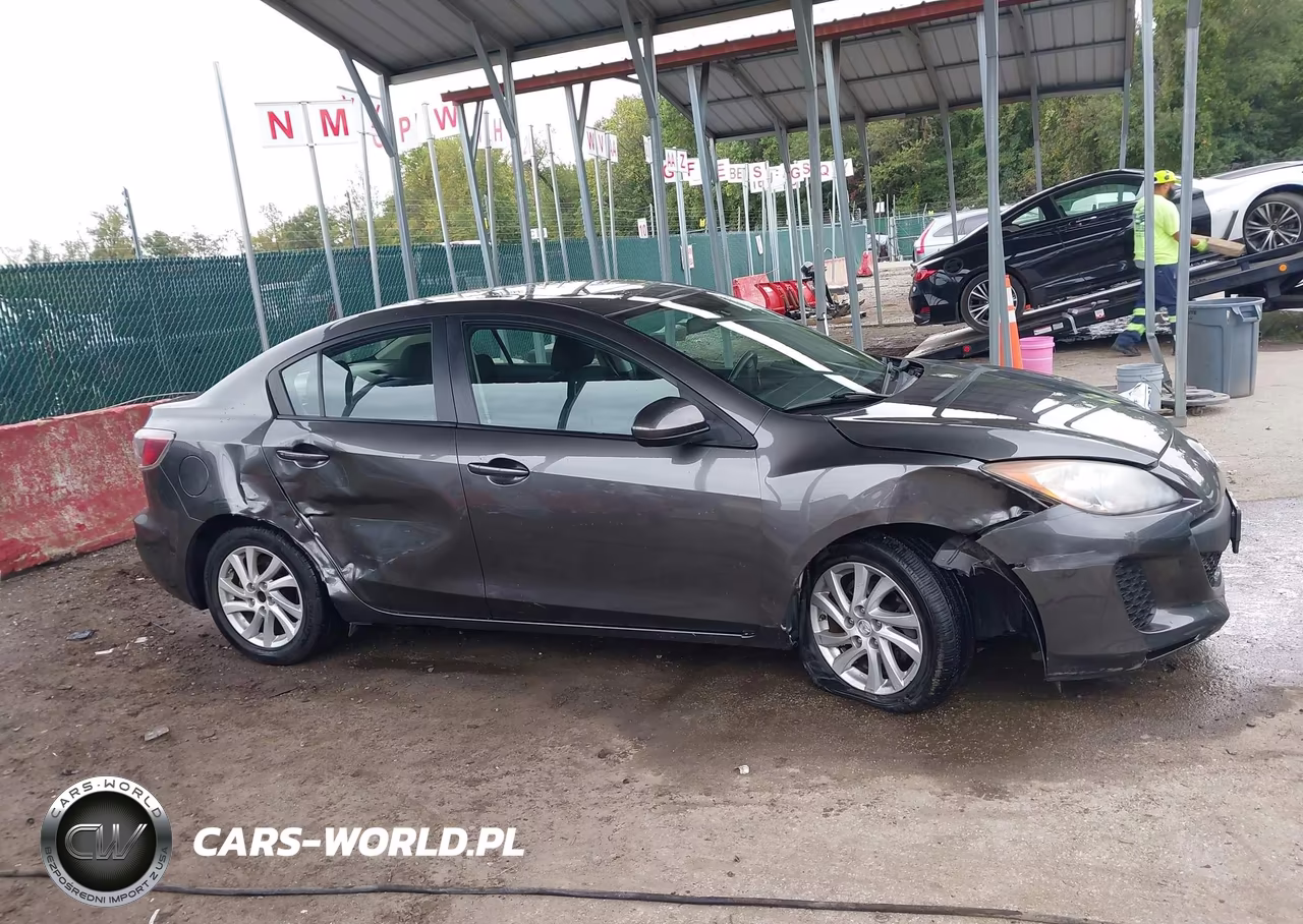 2012 Mazda Mazda3 I Touring VIN:JM1BL1V88C1636068 - 13