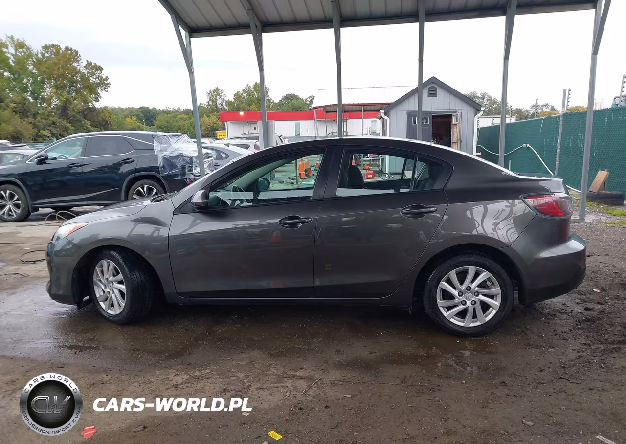 2012 Mazda Mazda3 I Touring VIN:JM1BL1V88C1636068 - 14