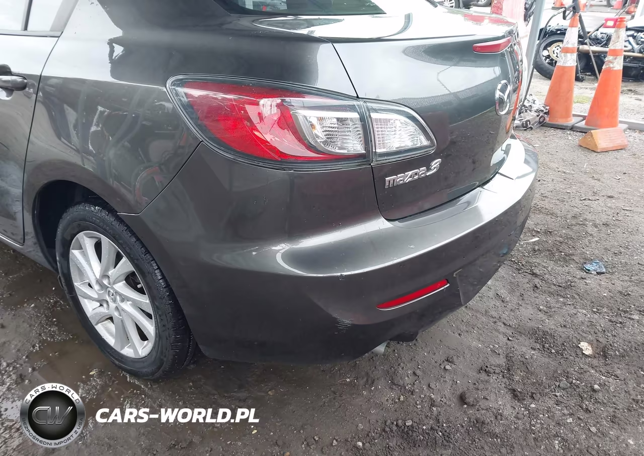2012 Mazda Mazda3 I Touring VIN:JM1BL1V88C1636068 - 19