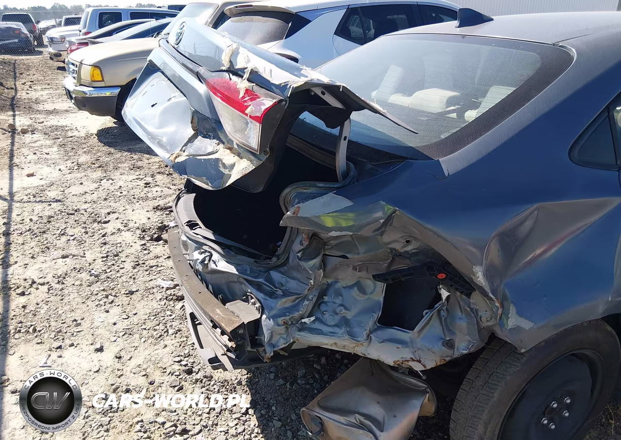 2022 Toyota Corolla Le VIN:JTDEPMAE9N3022149 - 6