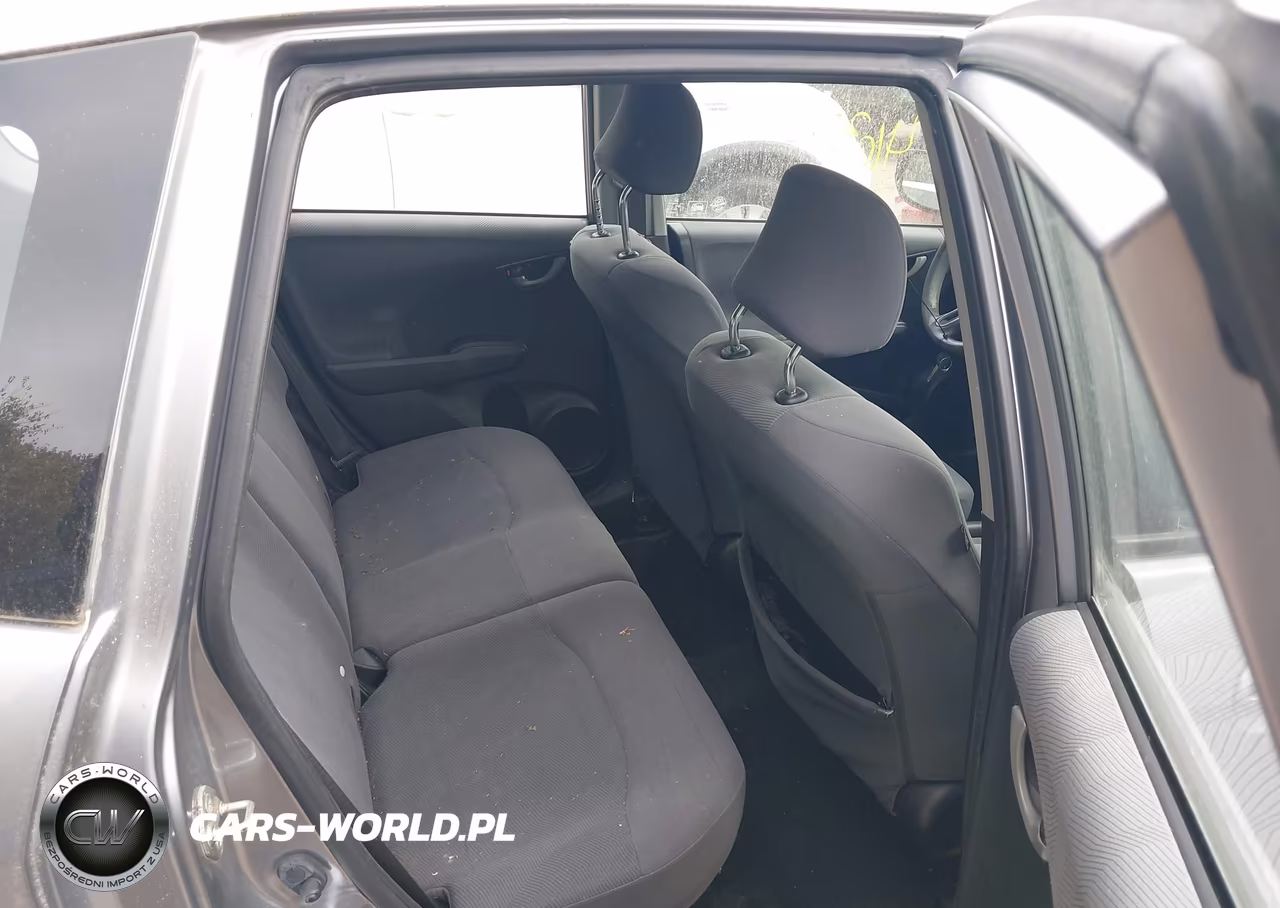 2009 Honda Fit VIN:JHMGE88289S021845 - 8