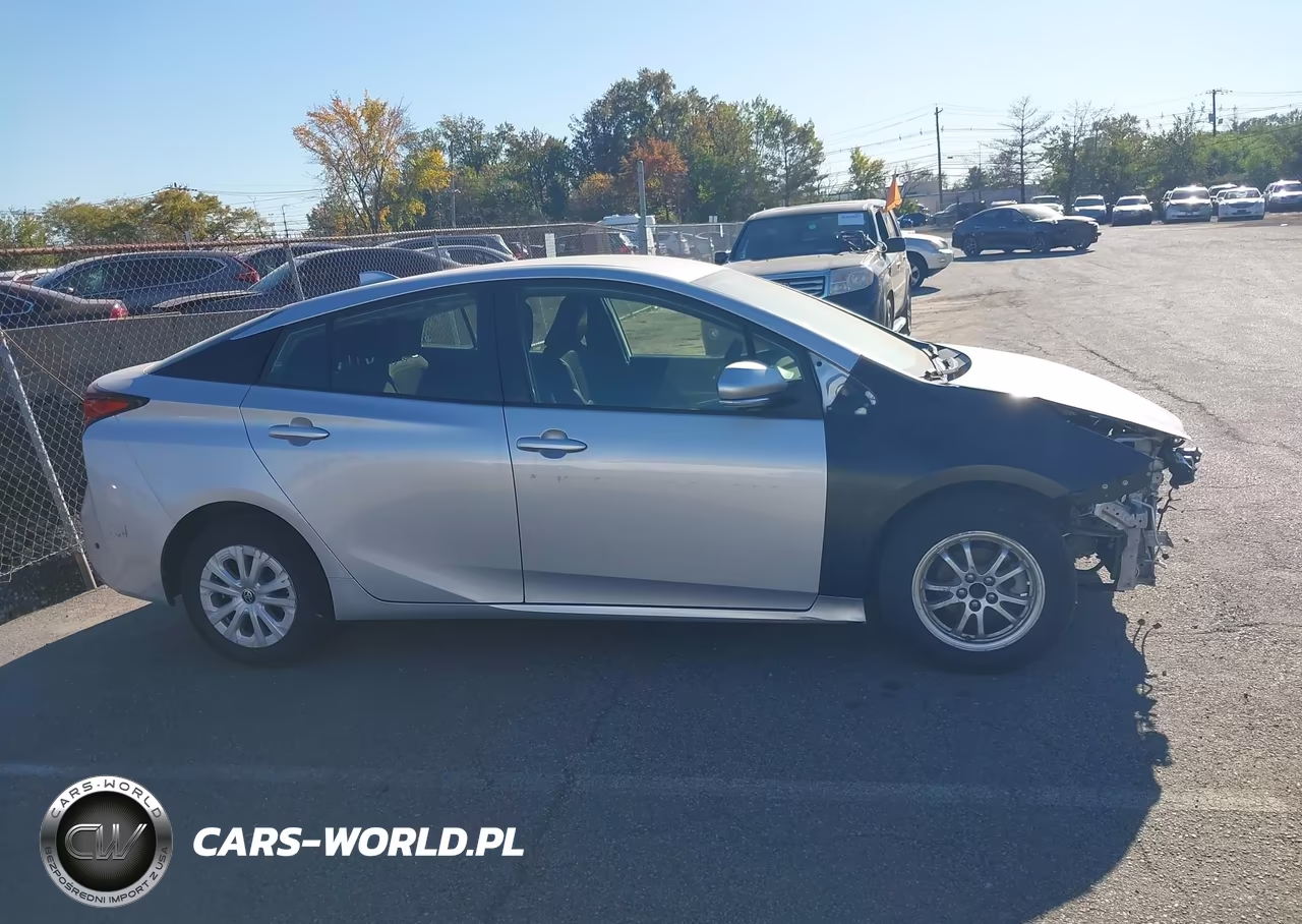 2021 Toyota Prius L Eco VIN:JTDKAMFU9M3149339 - 12