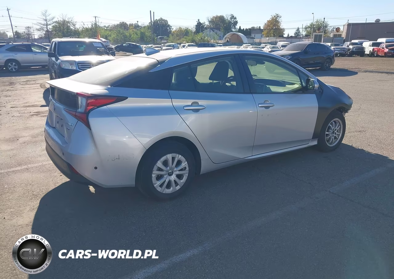 2021 Toyota Prius L Eco VIN:JTDKAMFU9M3149339 - 4