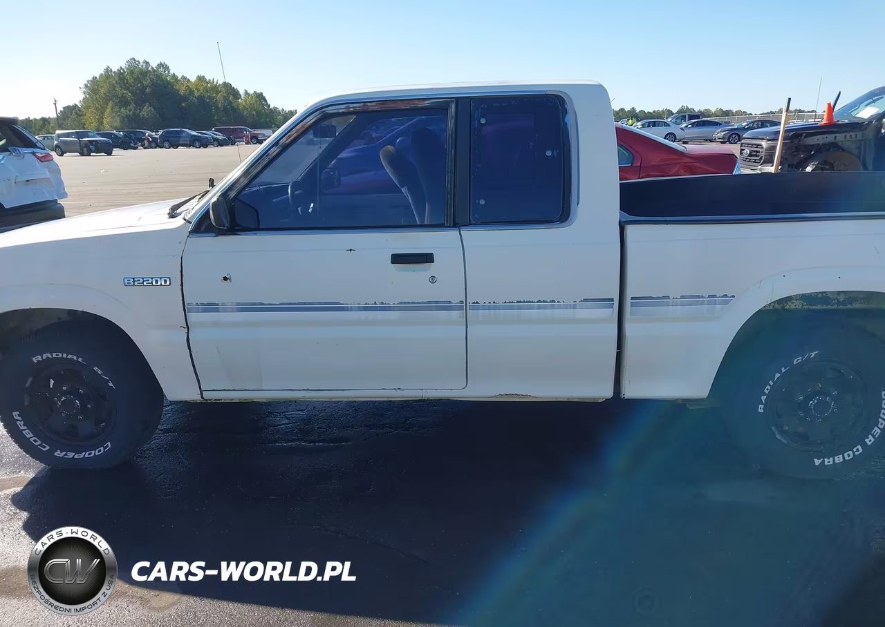 1988 Mazda B2200 Cab Plus VIN:JM2UF3137J0396404 - 14
