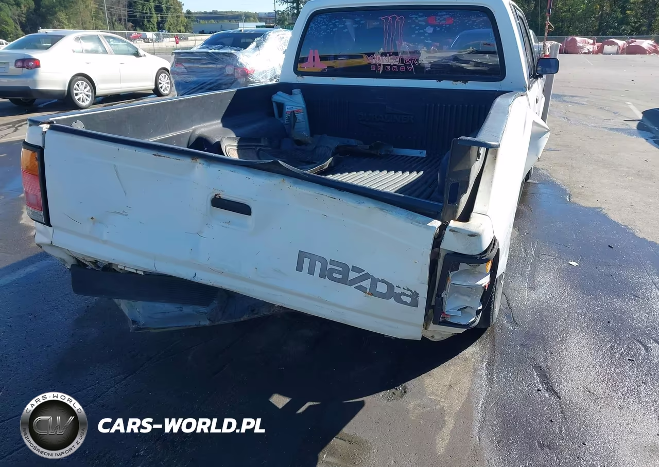1988 Mazda B2200 Cab Plus VIN:JM2UF3137J0396404 - 17